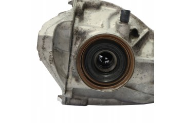 Mercedes W205 C43 AMG 4matic Rear Differential M276 Auto A2053503324 Catalog number of substitutes A2053503324 A 205 350 33 24 2