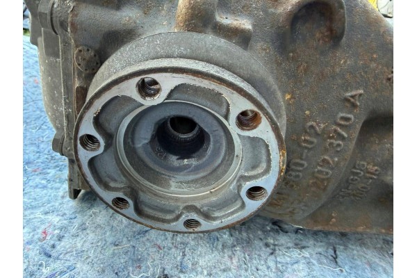 BMW 3 E90 E91 Differential bridge dyfer rear 3 46 7566181 Part manufacturer BMW OE