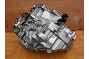 OPEL MOCHA ASTRA IV J 1 7 CDTI AUTOMATIC TRANSMISSION TF 80SC AF40 55565585 JR Part manufacturer GM