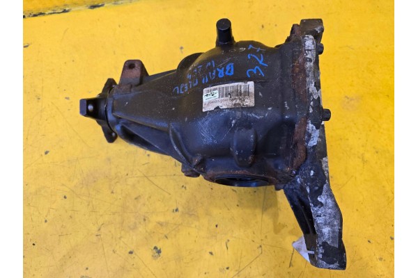 Mercedes Benz C W204 REAR DIFFERENT BRIDGE 3 27 2043502014 Packaging status no packaging