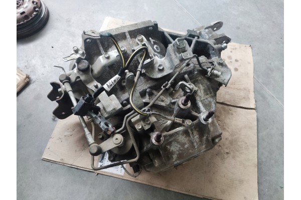 MITSUBISHI ASX OUTLANDER II 2 2 Did 4N14 2WD 10 12 TRANSMISSION Catalog number of the part 2500A301 F6MBA 1 RSZ