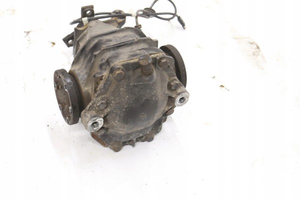 Mercedes E W124 differential 2013510405 Car type passenger cars