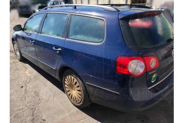 VOLKSWAGEN PASSAT VARIANT (3C5) Highline