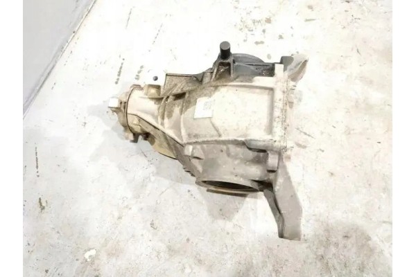 Rear reducer MERCEDES BENZ GLC C253 2133510008 2 14L diesel 150kW 2017 Catalog number of the part 2133510008