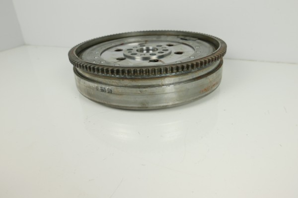 Schaeffler LuK 415 0395 10 Flywheel EAN GTIN 4005108529268