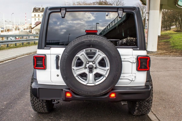 JEEP WRANGLER JL 2018 REAR BUMPER RUBICON STEEL WITHOUT PDC 82215342 Part manufacturer Venus LTD