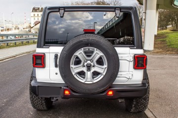 JEEP WRANGLER JL 2018 REAR BUMPER RUBICON STEEL WITHOUT PDC 82215342 Part manufacturer Venus LTD