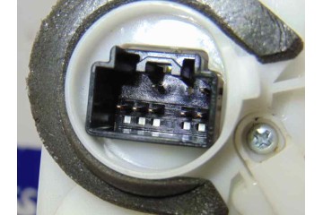 7 PIN CERRADURA PUERTA DELANTERA IZQUIERDA MAZDA 3 BERLINA (BL) Active 2012 7 PIN 182747 MAZDA - 3