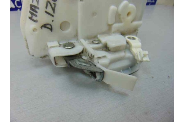 7 PIN CERRADURA PUERTA DELANTERA IZQUIERDA MAZDA 3 BERLINA (BL) Active 2012 7 PIN 182747 MAZDA - 4