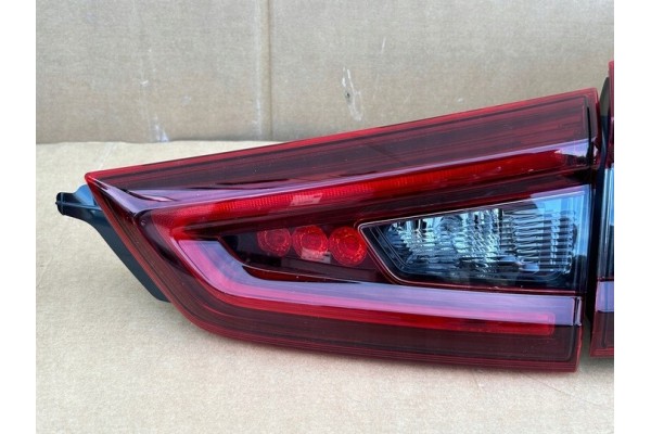 NISSAN QASHQAI J11 LIFT 2017-2021 Juego de Luces Traseras LED Original