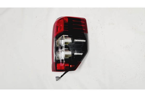 MITSUBISHI L200 2019 2022 NEW REAR RIGHT LAMP OEM BULBS Installation side right