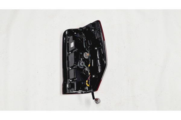 MITSUBISHI L200 2019 2022 LAMP LEFT REAR OEM Car type 4x4 SUV trucks cargo vans