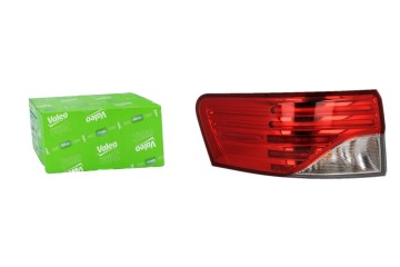 044911 REAR LAMP TOYOTA AVENSI S 02 09 10 18 LE LED Additional information bulbs included