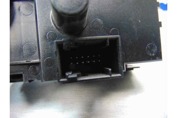 6932796 MANDO LUCES BMW SERIE 3 BERLINA (E90) 320d 6932796 183711 BMW - 1