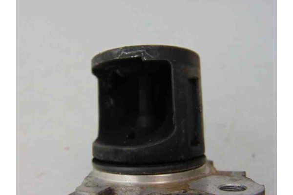 FM5Q-9D475-AA02  VALVULA EGR FORD FOCUS BERLINA (CEW) Trend FM5Q-9D475-AA02 184336 FORD - 4