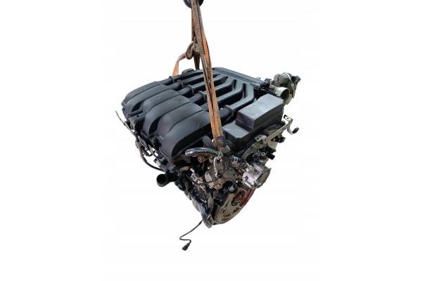 Volkswagen Touareg II 2013 Front Engine Part manufacturer Volkswagen OE