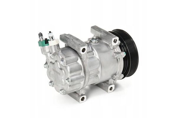 Air conditioning compressor RIDEX 447K0105 SD6V12 for RENAULT Clio IV Hatchback Catalog number of substitutes HELLA 8FK 351 134 