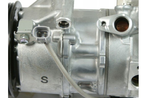 TOYOTA YARIS 447250 2500 447280 6600 88310 02470 AIR CONDITIONING COMPRESSOR Car type passenger cars