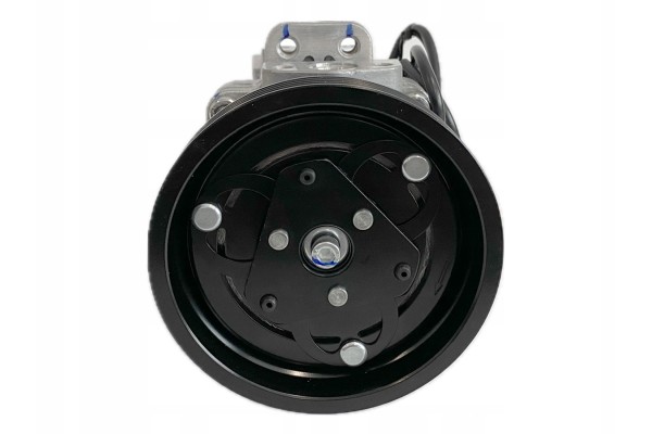 BMW 64528385714 64528390228 8600024 8FK351131 011 AIR CONDITIONING COMPRESSOR Car type 4x4 SUV passenger cars