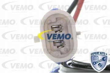AIR CONDITIONING COMPRESSOR CLUTCH V40 77 1002 VEMO Part manufacturer Vemo