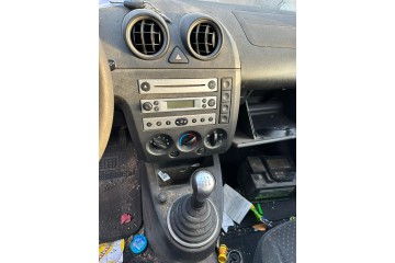 FORD FIESTA (CBK) Ambiente