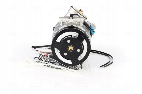 Compressor air conditioning NISSENS 89215 EAN GTIN 5707286354876