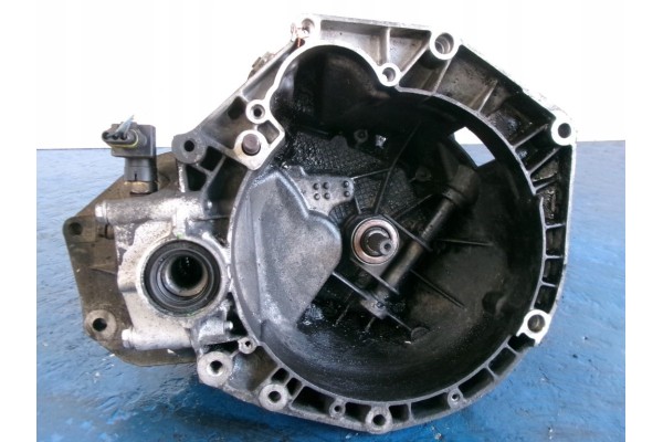 FIAT PUNTO 2 II 1 2 16V MANUAL TRANSMISSION 46524935 Catalog number of the part 46524935