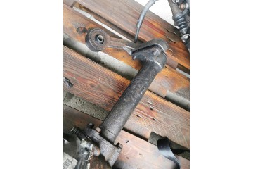 FRONT DIFFERENT BRIDGE KIA SORENTO I LIFT 2 5 CDTI 170HP Part manufacturer Kia OE