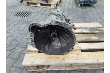 RENAULT MASCOTT 3 0 5 SPEED GEARBOX Car type buses cargo vans passenger cars