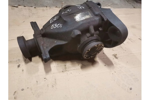 Rear reducer BMW 5 Touring E61 7560604 3 0L gasoline 200kW 2009 Car type passenger cars