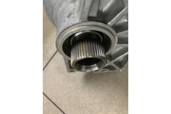 Hyundai Kia Angle Transmission 3B600 2 53R
