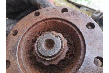 REAR DRIVE BRIDGE DIFFERENTIAL MERCEDES VARIO 40 11 Installation side multipurpose
