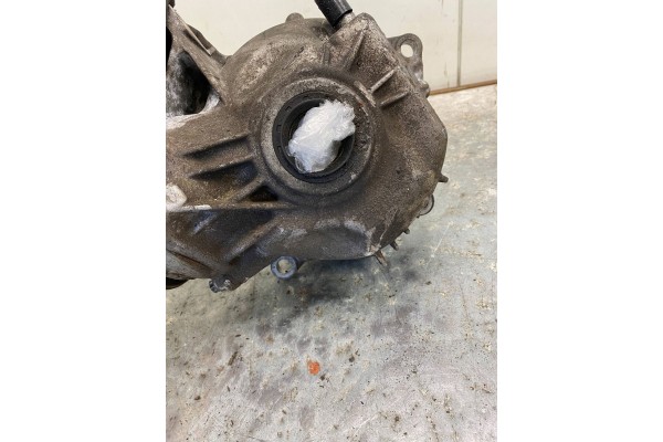 MERCEDES E W212 LIFT 3 0CDI DIFFERENTIAL BRIDGE FRONT 2213307500 Installation side front