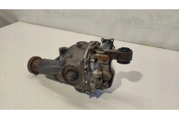 Reductor delantero KIA SORENTO I (JC) 2.5L diésel 103kW 2004