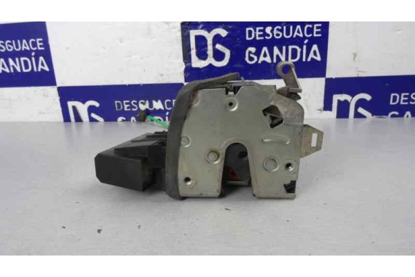 4 PIN CERRADURA PUERTA TRASERA DERECHA BMW SERIE 5 BERLINA (E39) 520i 2001 4 PIN 173131 BMW - 3
