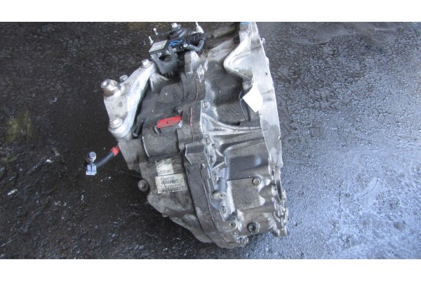 VOLVO V40 II 2 0 GEARBOX 1285187 12 17 72 Catalog number of the part 180 072