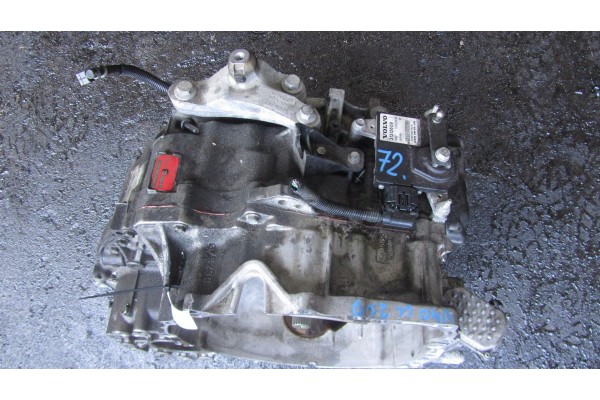 VOLVO V40 II 2 0 GEARBOX 1285187 12 17 72 Transmission type automatic