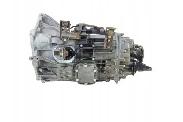 MANUAL GEARBOX 5 GEARS IVECO DAILY III 2 3 HPI 8868913 Part manufacturer Iveco OE
