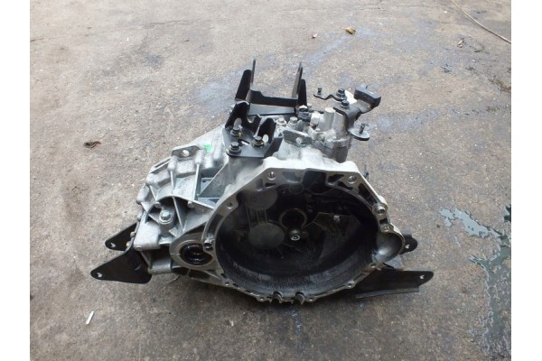 KORANDO III 2 2 2WD GEARBOX 3102034045 Transmission type manual