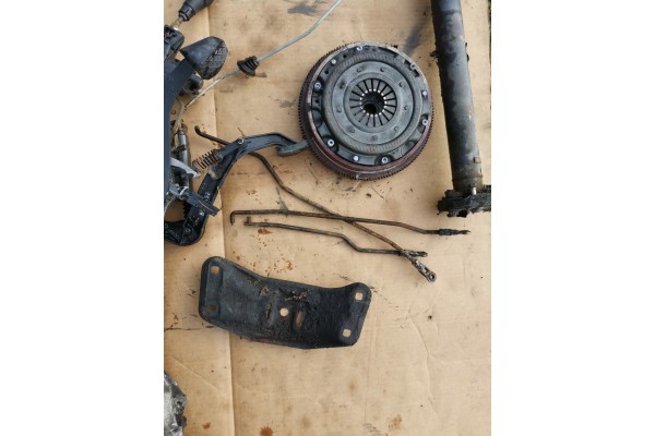 mercedes w201 190 gearbox 5 speed jack shaft clutched Catalog number of the part mercedes w210 190 skrzynia 5 biegowa wal leware