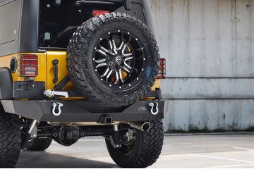 JEEP WRANGLER JK 07 18 REAR BUMPER WIDE WITH PARAMOUNT WHEEL SLING Installation side rear