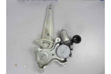 6PIN ELEVALUNAS TRASERO DERECHO TOYOTA AURIS (E15) Sol 2006 6PIN 168216 TOYOTA - 1