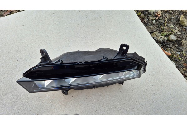 Halogen LED LEFT FRONT Skoda Octavia III LIFT RS VRS OE 5E0941699H NEW Additional information bulbs included
