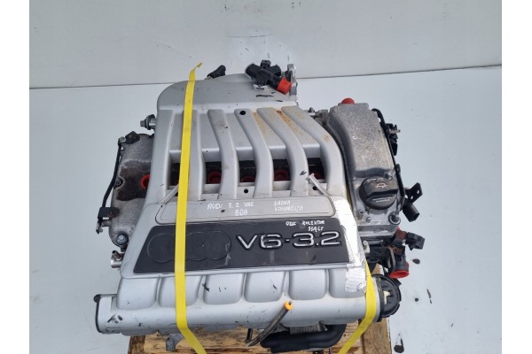 MOTOR SET Audi A3 II 8P 3 2 V6 250HP nice compression BDB Catalog number of the part BDB