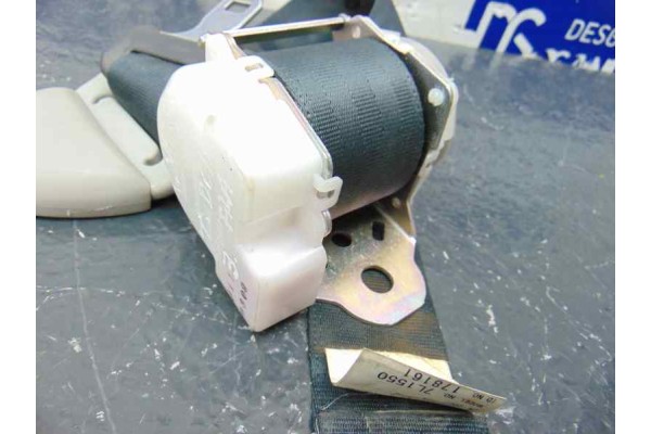 3 FILA CINTURON SEGURIDAD TRASERO DERECHO TOYOTA COROLLA VERSO (R1)