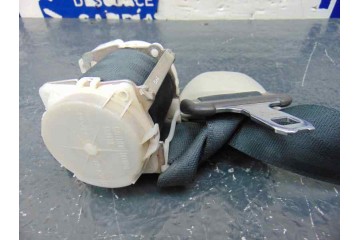 3 FILA CINTURON SEGURIDAD TRASERO DERECHO TOYOTA COROLLA VERSO (R1) 2.2 D-4D Sol 2007 3 FILA 179106 TOYOTA - 4