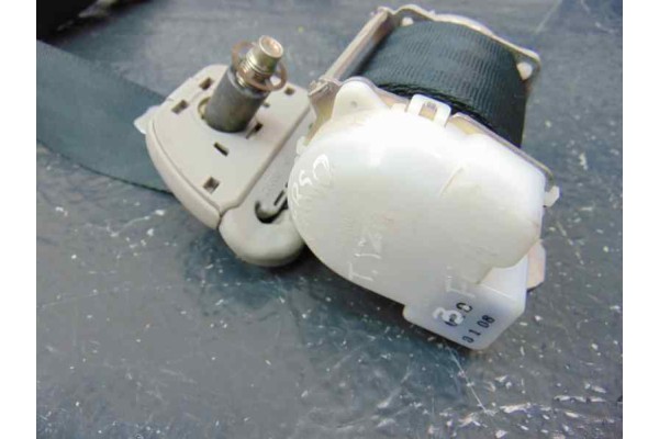 3 FILA CINTURON SEGURIDAD TRASERO IZQUIERDO TOYOTA COROLLA VERSO (R1)