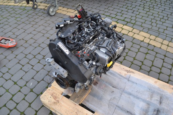 SKODA SUPERB VW PASSAT 2 0 TDI DDA Complete 134tys km FV Packaging status no packaging