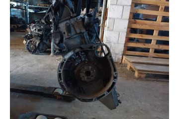 ENGINE BARE POST MERCEDES W245 1 7 B 266940 Part manufacturer Mercedes Benz OE
