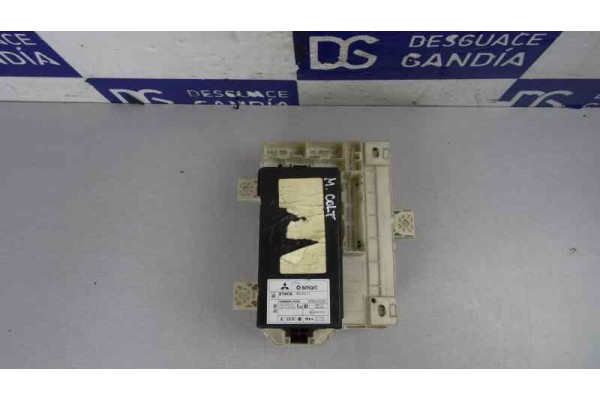 8637A171  CAJA RELES / FUSIBLES MITSUBISHI COLT CZ3 BERL. 3 (Z30) 1.5 DI-D Instyle 2007 8637A171 172750 MITSUBISHI - 1
